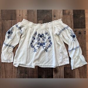 American Eagle Off Shoulder Embroidered Boho Blouse Small